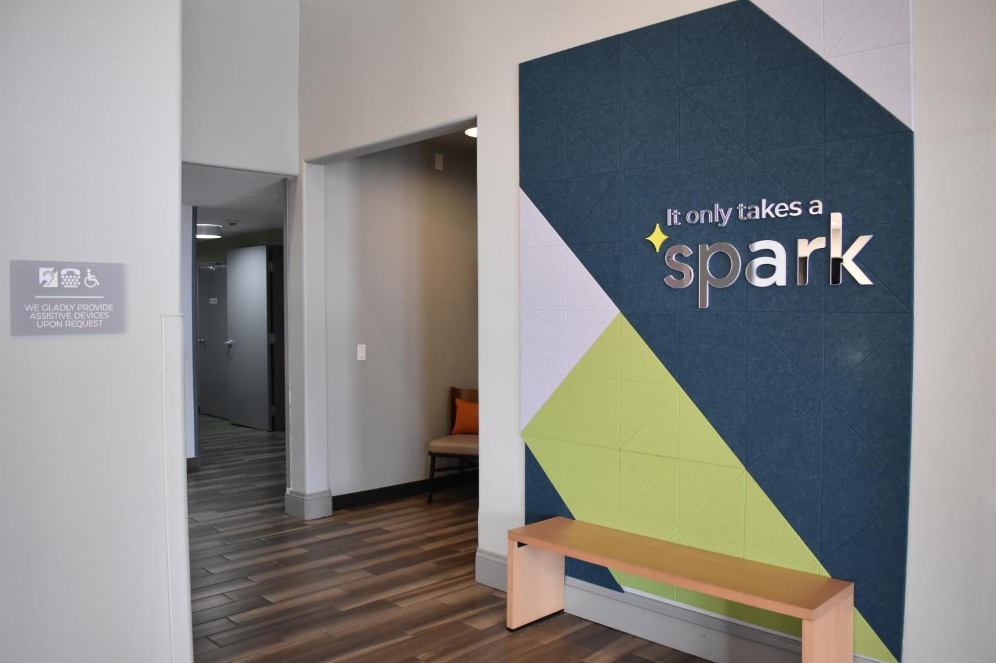 Spark By Hilton North I-25 Hotel
