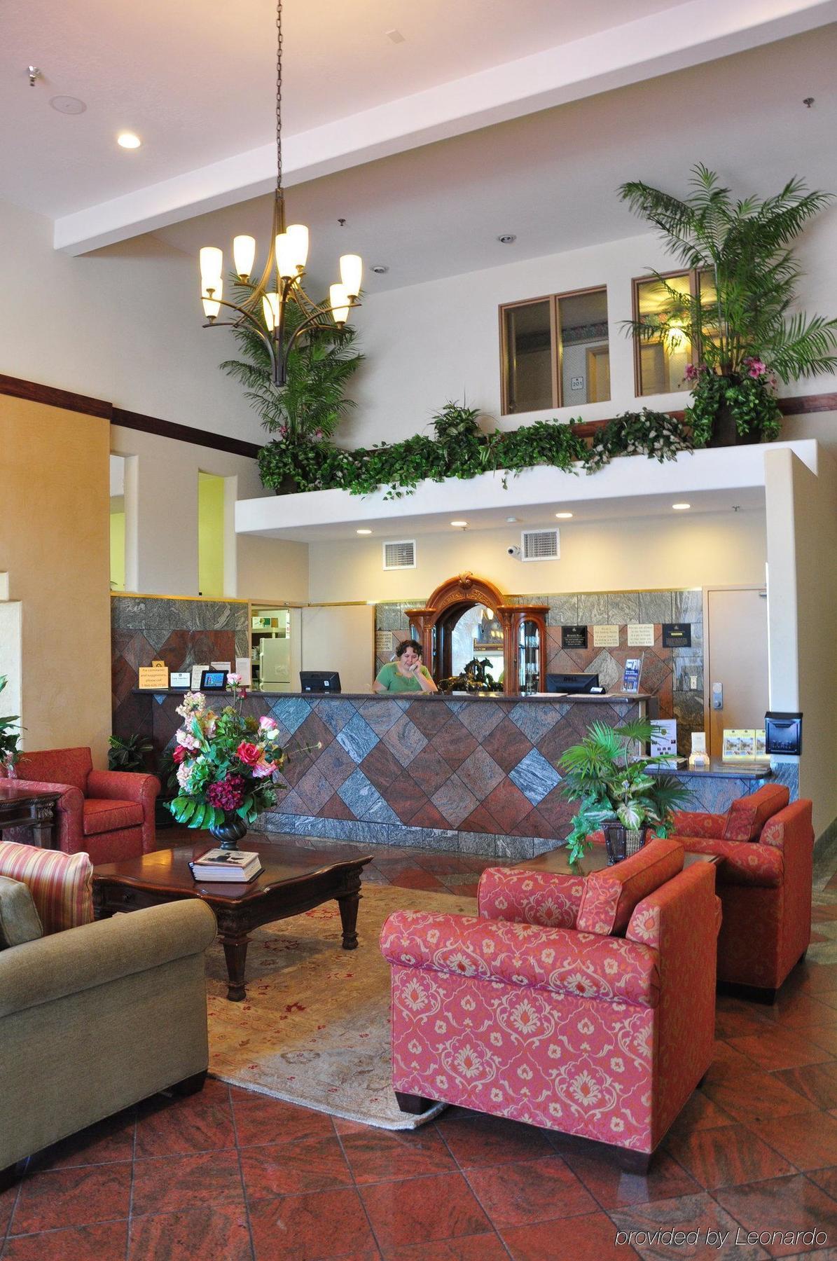 Spark By Hilton North I-25 Hotel 3*